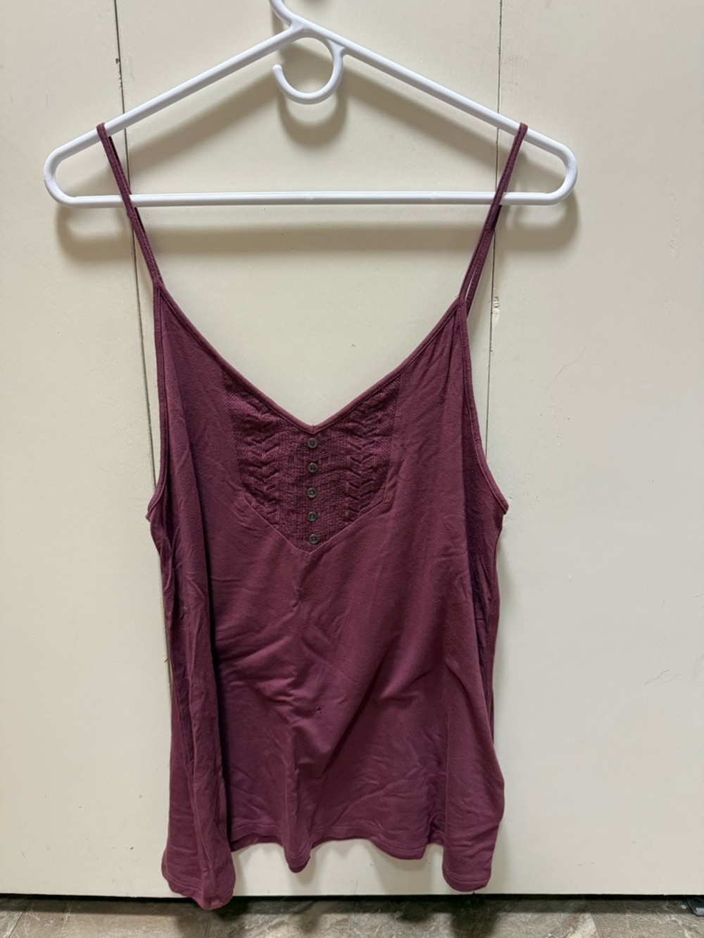 American Eagle Outfitters Spaghetti Strap Tank in Mauve Plum